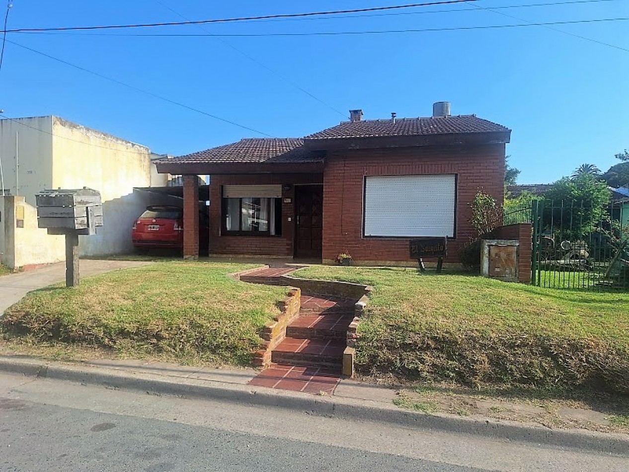 CASA CENTRICA CON EXCELENTE UBICACION.