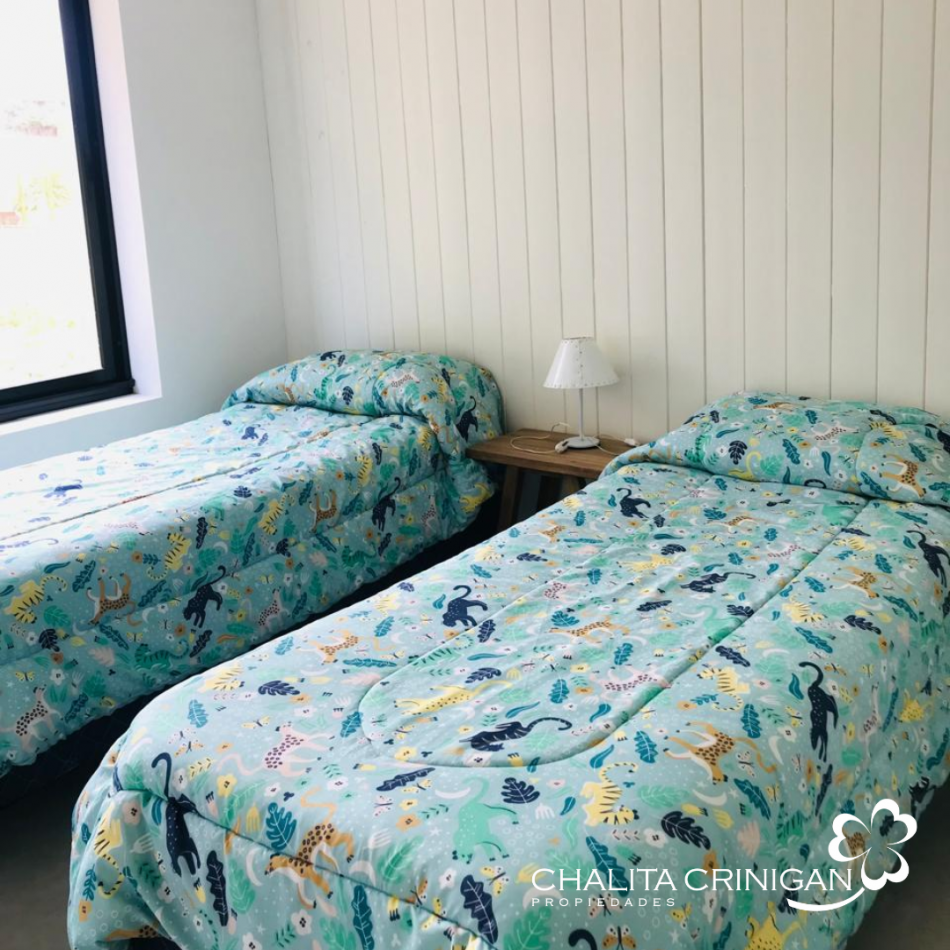 COSTA ESMERALDA, DEPORTIVA 342 - Estilo y Naturaleza: Casa moderna, totalmente equipada . 