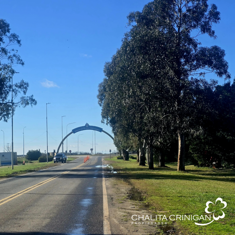 ¡VENTA! Gral. Madariaga, Bs. As.  Te presentamos este espectacular lote unifamiliar en zona residencial, rodeado de construcciones de gran nivel y un entorno de tranquilidad.