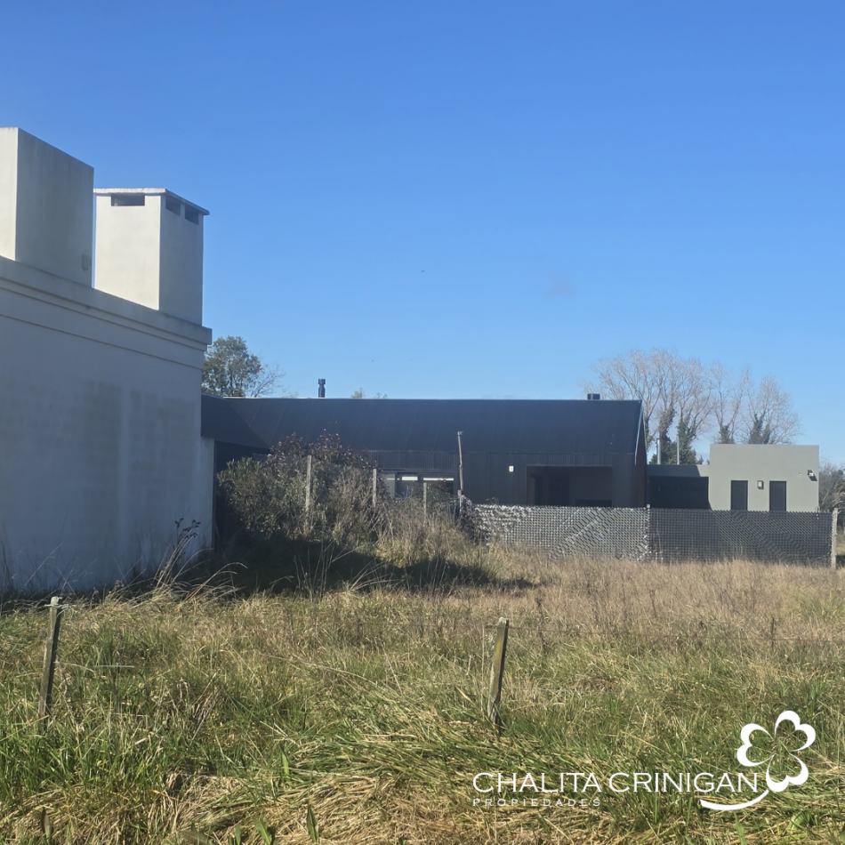 ¡VENTA! Gral. Madariaga, Bs. As.  Te presentamos este espectacular lote unifamiliar en zona residencial, rodeado de construcciones de gran nivel y un entorno de tranquilidad.