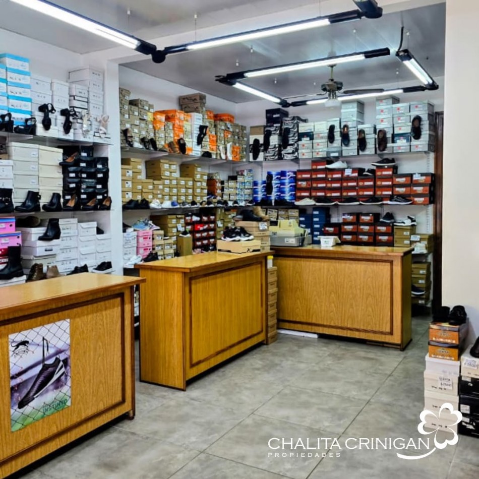 ¡VENTA! Gral. Madariaga, Bs. As. Tres locales mas casa en el corazon de la ciudad 