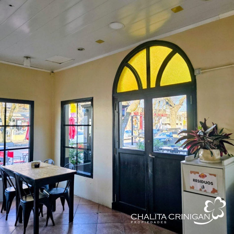 ¡VENTA! Gral. Madariaga, Bs. As. Tres locales mas casa en el corazon de la ciudad 
