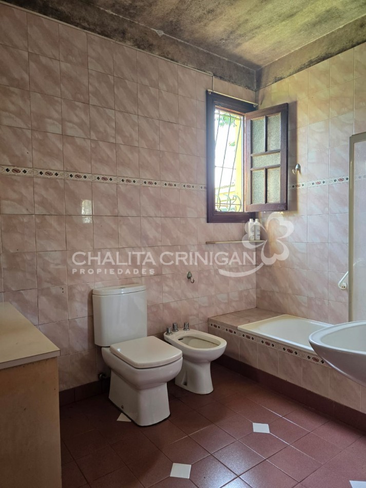 ¡VENTA! Gral. Madariaga, Bs. As. Casa en ph mas deposito y amplio parque forestado
