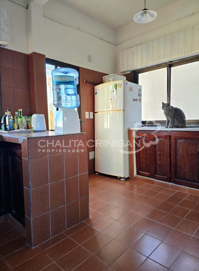 ¡VENTA! Gral. Madariaga, Bs. As. Casa reciclada con local en zona centrica 