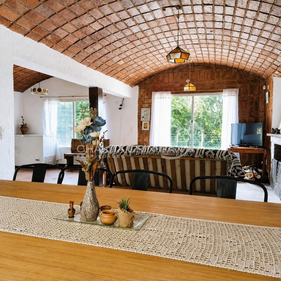 ¡VENTA! Gral. Madariaga, Bs. As. Casa quinta mas quincho y amplia piscina 