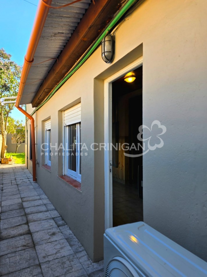 ¡VENTA! Gral. Madariaga, Bs. As. Casa reciclada con local en zona centrica 