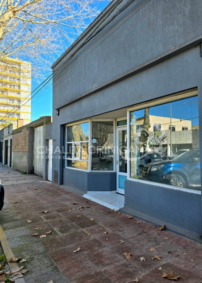 ¡VENTA! Gral. Madariaga, Bs. As. Casa reciclada con local en zona centrica 