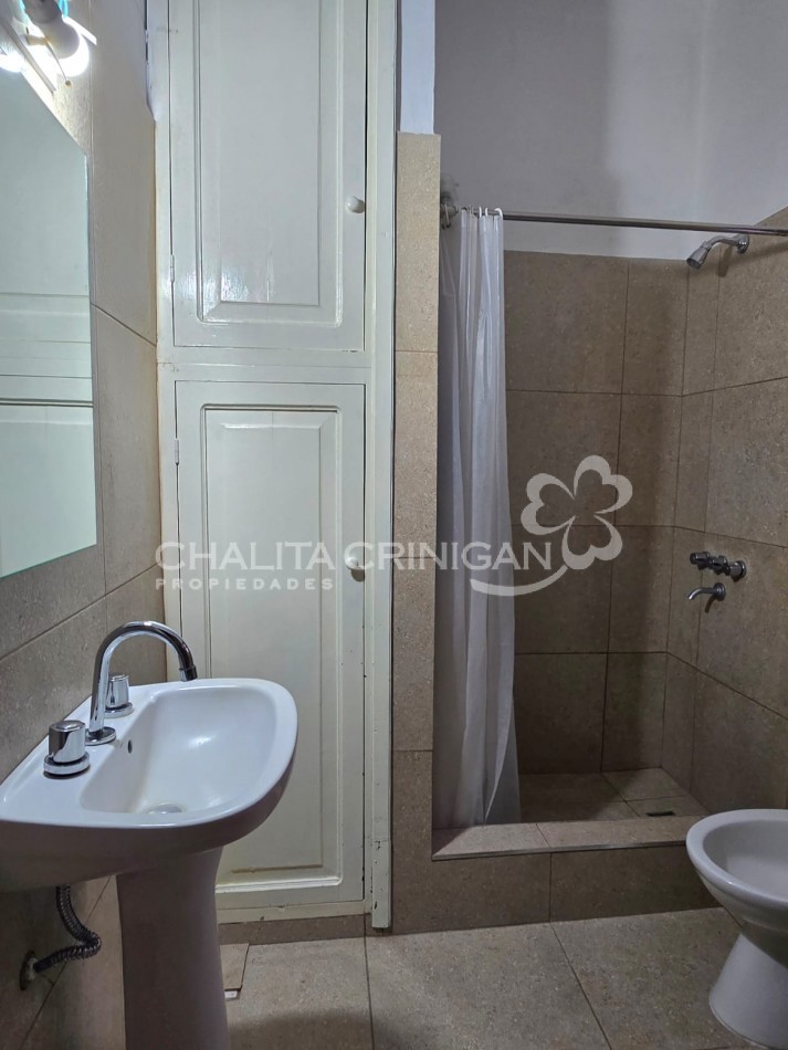 ¡VENTA! Gral. Madariaga, Bs. As. Casa reciclada con local en zona centrica 