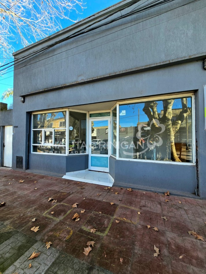¡VENTA! Gral. Madariaga, Bs. As. Casa reciclada con local en zona centrica 