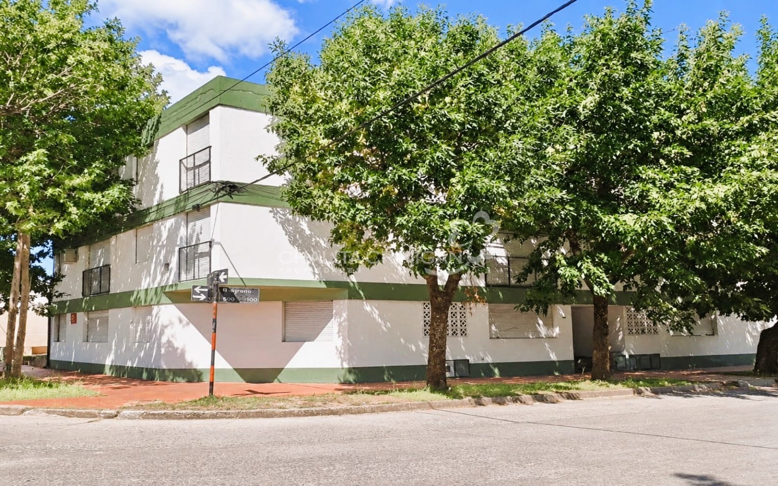 ¡VENTA! Gral. Madariaga, Bs. As. Departamento para reciclar en planta baja 