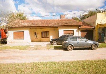 CASA UBICADA EN CALLE DE ACCESO A LA CIUDAD.