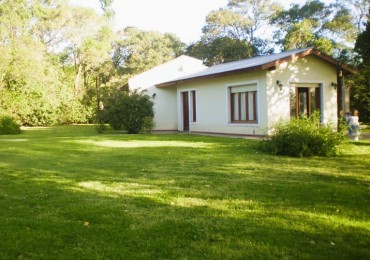 ALQUILER TEMPORARIO. CASA CON ENTORNO RURAL.